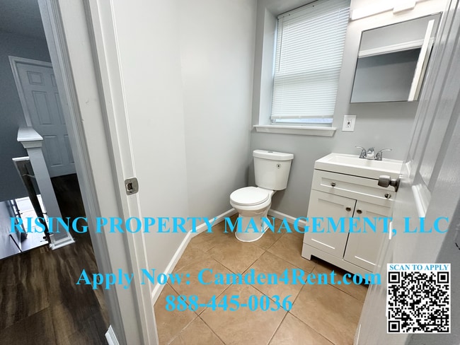 Building Photo - Newly Renovated 3 Bedroom 1.5 Bathroom hom...