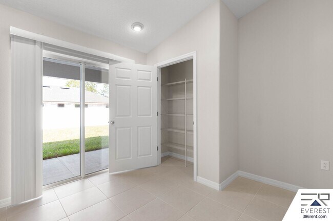 Building Photo - FULLY FENCED, LIKE NEW 3/2/1 TOWNHOUSE ON A CUL DE SAC IN BEAUTIFUL SEMINOLE WOODS