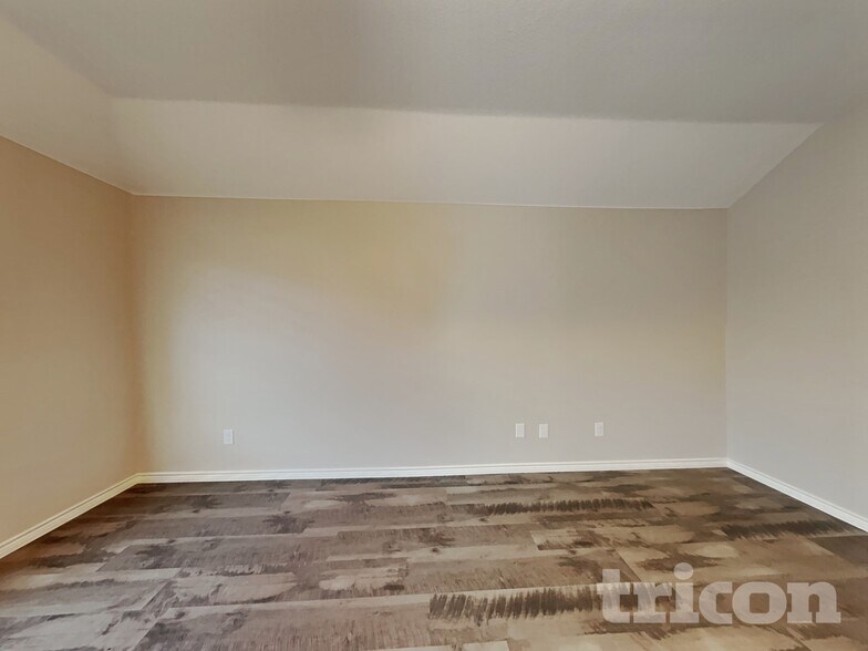 Building Photo - 657 Bassett Hall Rd