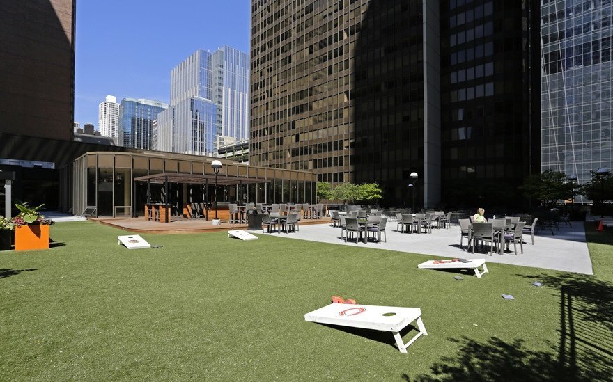 Building Photo - 324 E Ontario St