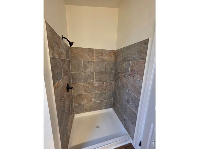 Building Photo - Beautifully Modern Home In Fort Morgan!