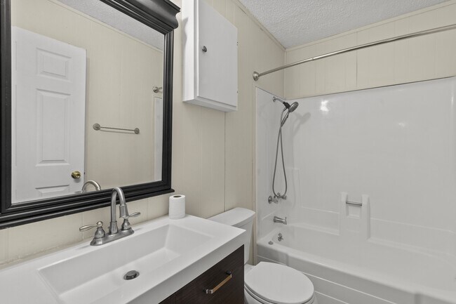 Building Photo - 110 Apache Hills Dr