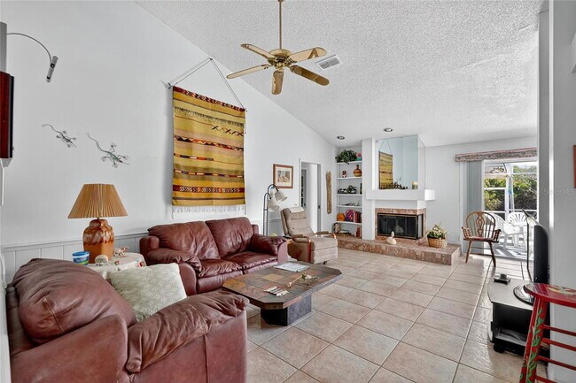 Building Photo - 2824 Summervale Dr