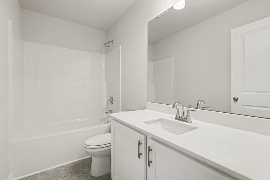 Building Photo - 6386 Sundowner Pl SW