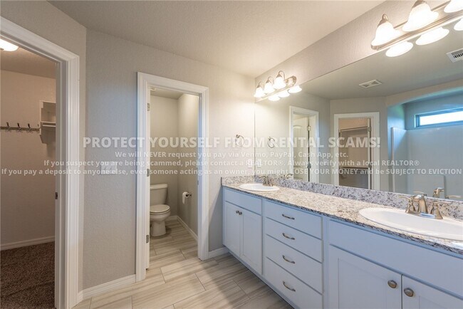 Building Photo - 4407 W Wales Dr