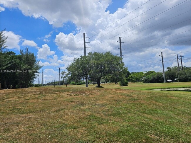 Building Photo - 7490 Miami Lakes Dr