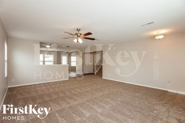 Building Photo - 114 Tilton Dr