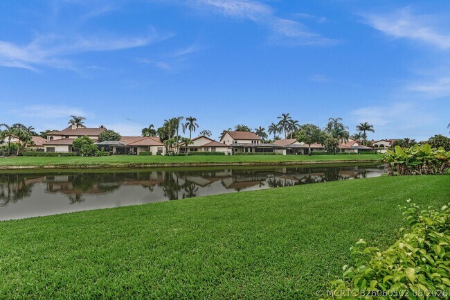 Building Photo - 22595 Esplanada Cir
