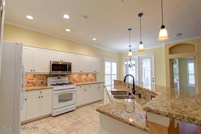 Building Photo - 1648 Kestrel Ct