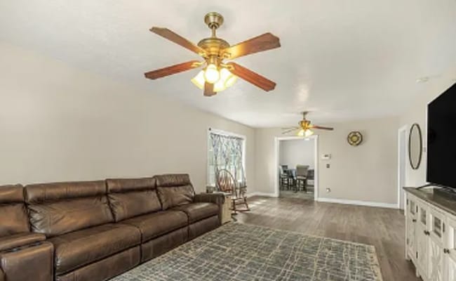 Building Photo - Beautiful 4-bed 2-bath home in Blackfoot
