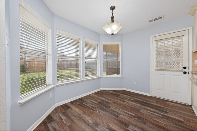 Building Photo - 3810 Timber Rail Dr