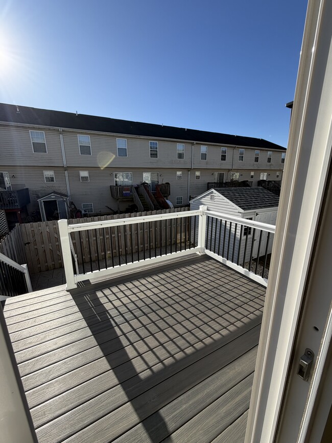 Building Photo - 517 Aidone Dr