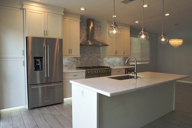 Building Photo - 238 Strada Fortuna