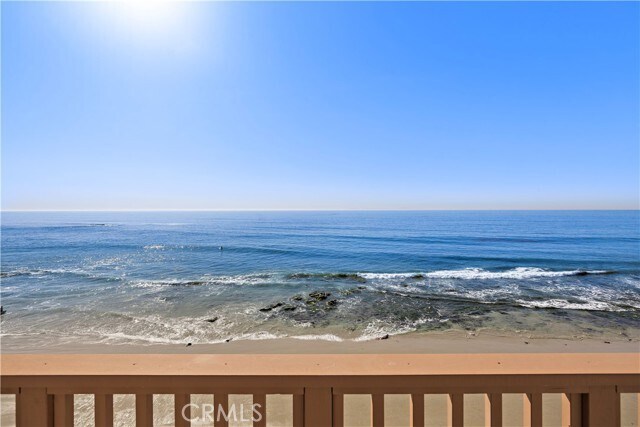 Building Photo - 1045 Gaviota Dr