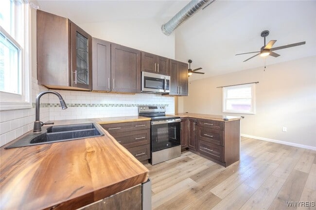 Building Photo - 3487 Rhode Island Ave