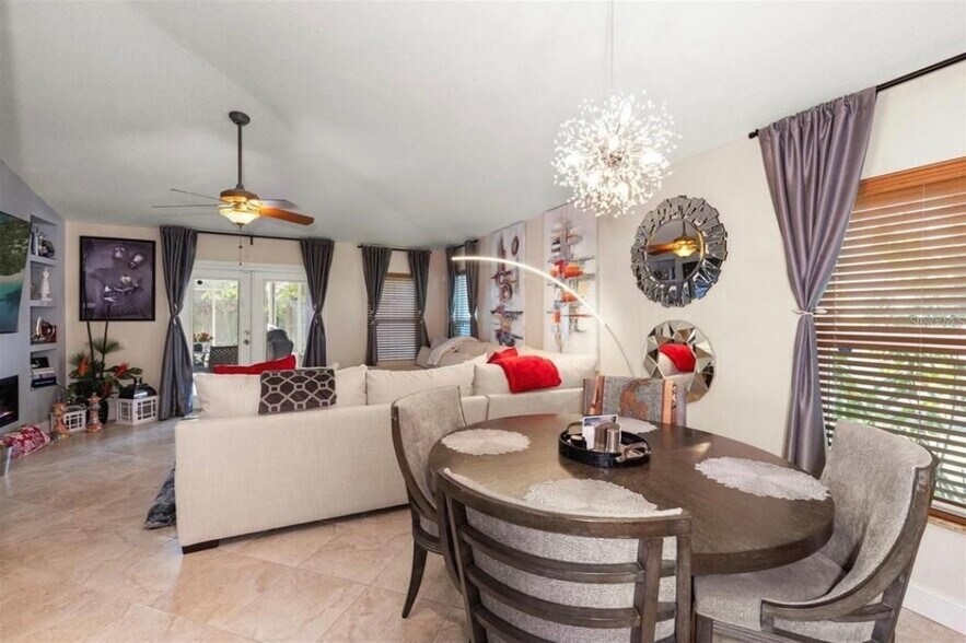 Building Photo - 12518 Midpointe Dr