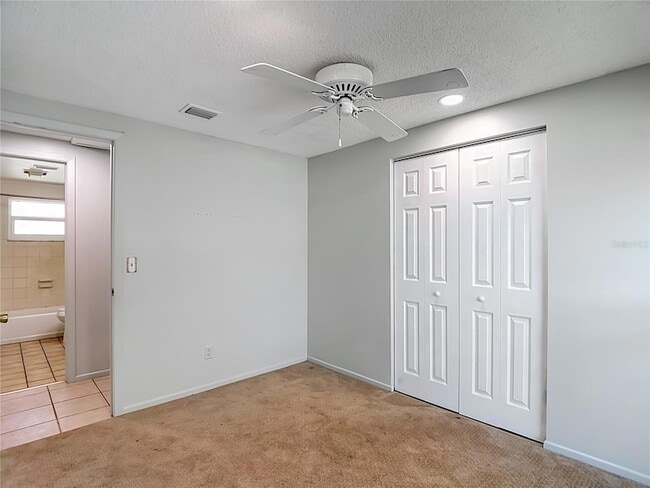 Building Photo - 7916 Woodgrove Cir