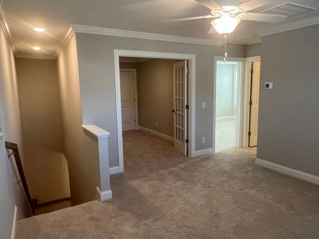 Building Photo - Lovely Three Bedroom Townhouse in Washington Square!- Ask About Our Move In Incentives