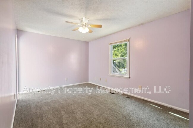 Building Photo - 59 Garrow Rd