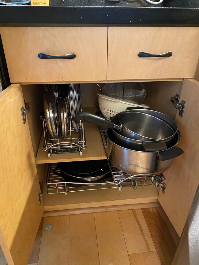 Building Photo - 6520 N Ocean Blvd