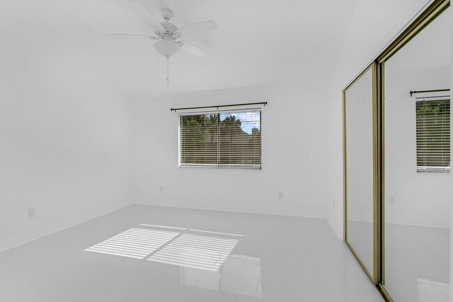 Building Photo - 232 Sandlewood Trail