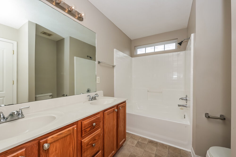 Building Photo - 612 Mable Dr