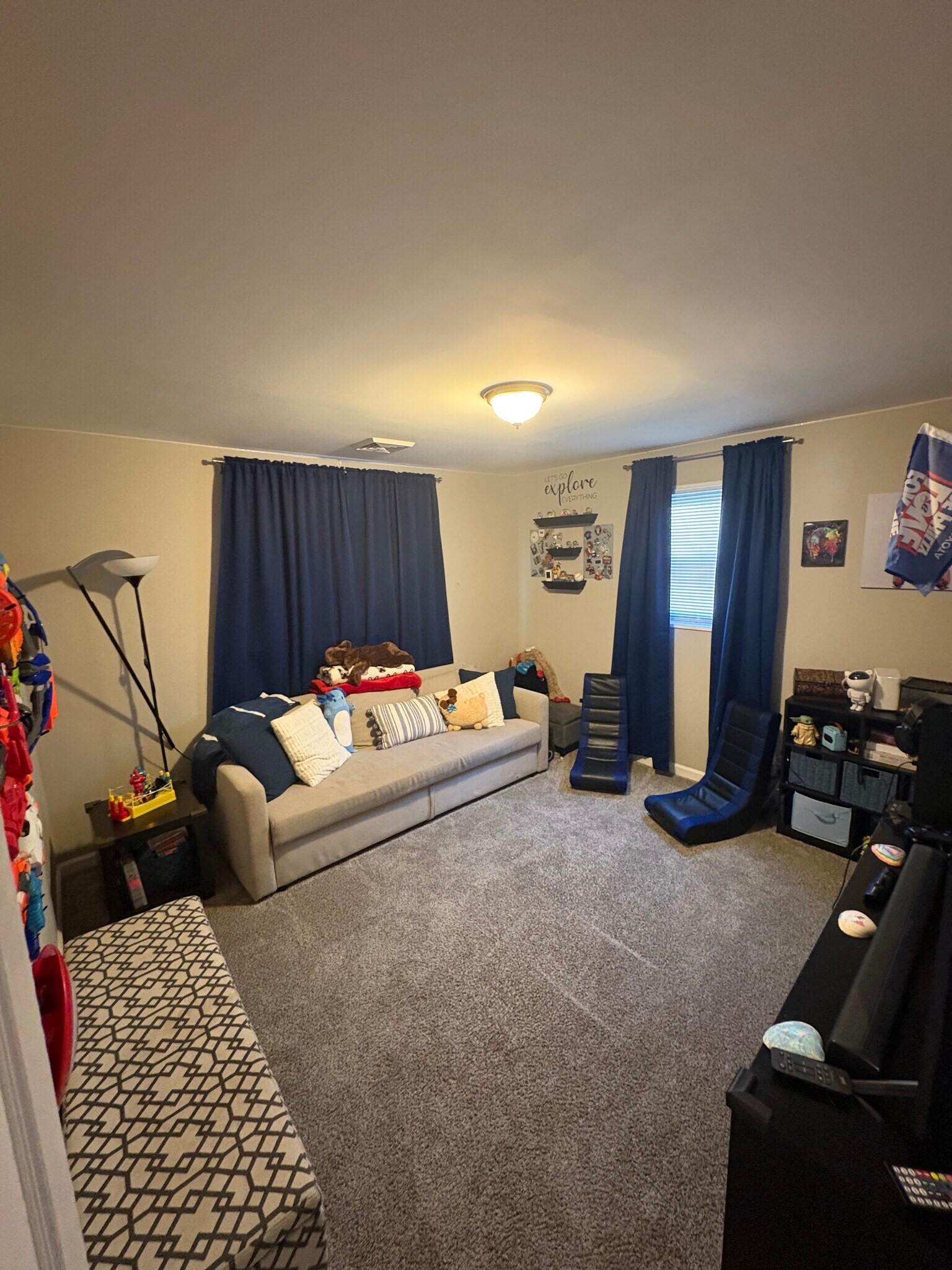 First floor bedroom 2 - 2609 Armstrong Ave