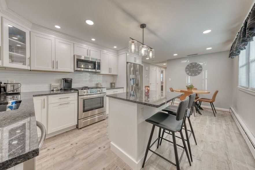 Building Photo - 42 Northbrick Ln