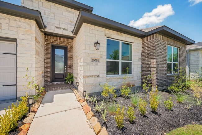 Building Photo - 31051 Sun Vly Dr