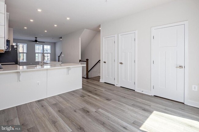 Building Photo - 7903 Chatuga Wy