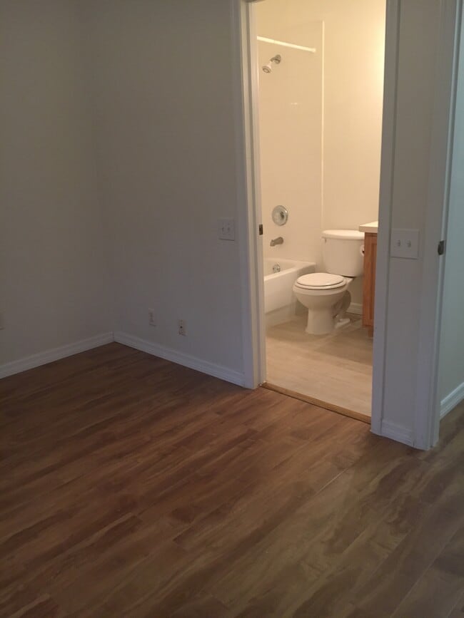 Building Photo - 8652 Hunters Key Cir