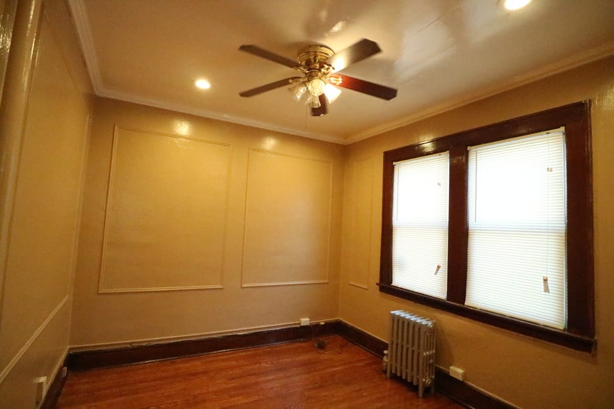 Building Photo - 90 Norman Rd