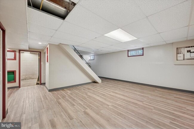 Building Photo - 608 Whitpain Hills
