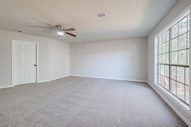 Building Photo - 3102 Glenn Lakes Ln
