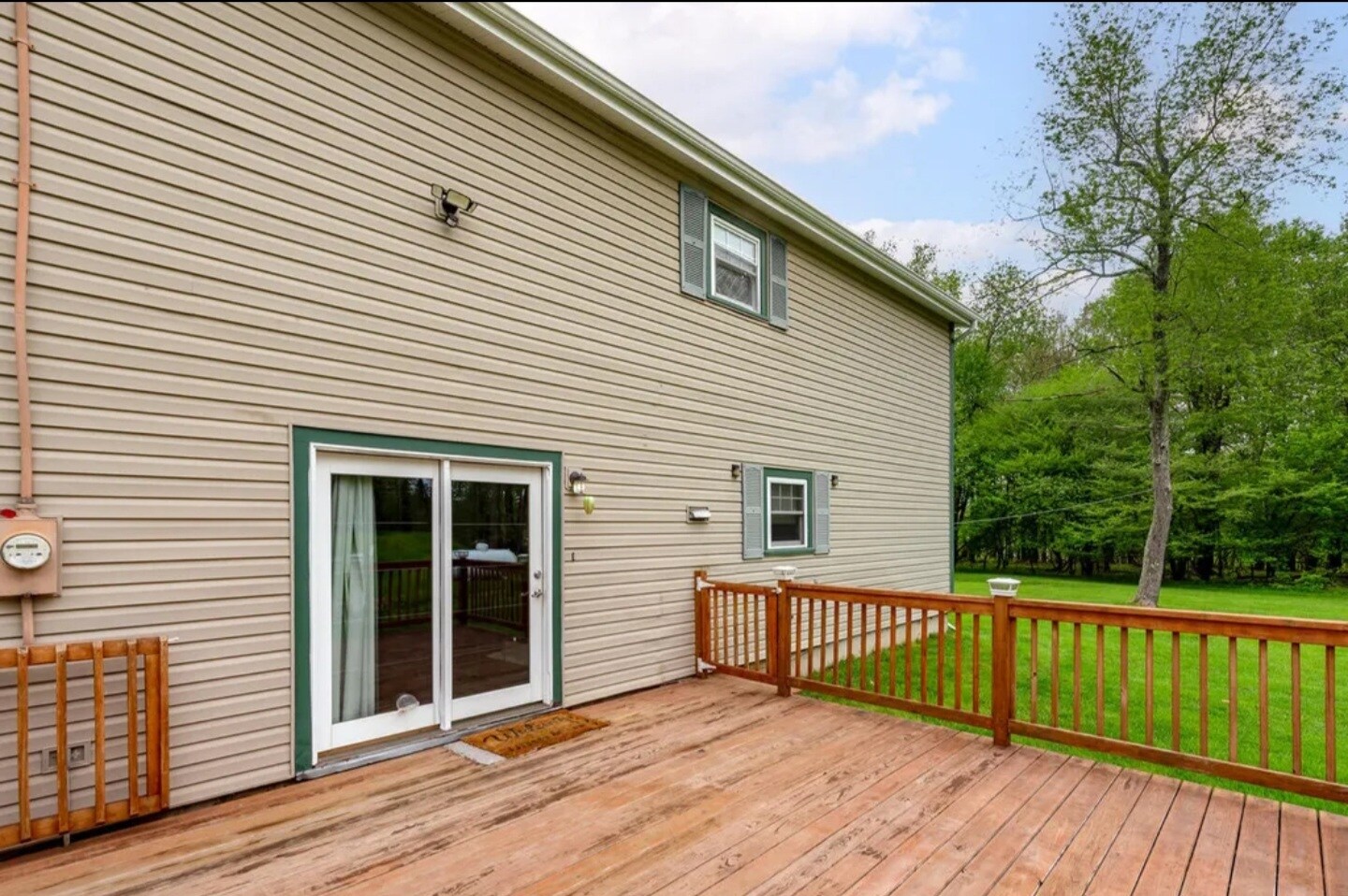 Building Photo - 644 Glen Circle Dr