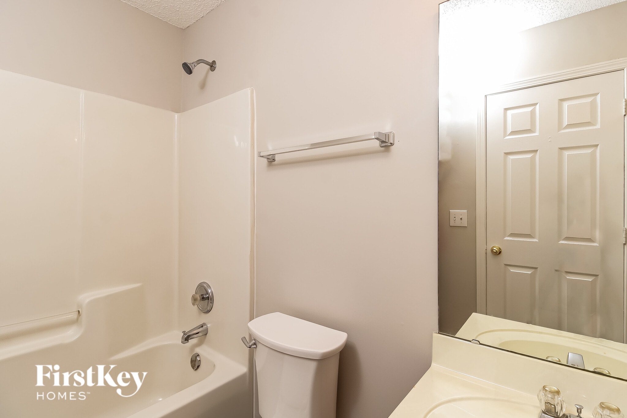 Building Photo - 227 Julian Pond Ln