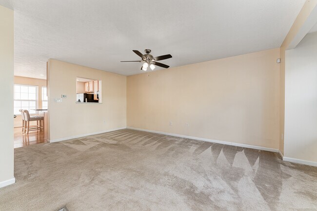 Building Photo - 243 Raven Run