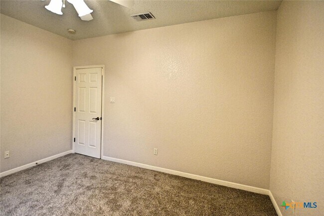 Building Photo - 2725 Diamond Trail