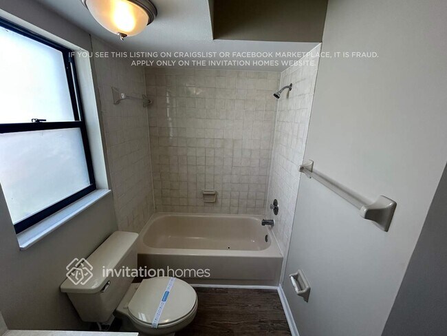 Building Photo - 4112 Kipling Ave