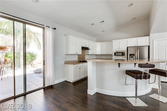 Building Photo - 5752 Murtiga Ct