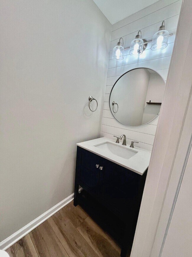 Building Photo - 5715 Balsam Grove Ct