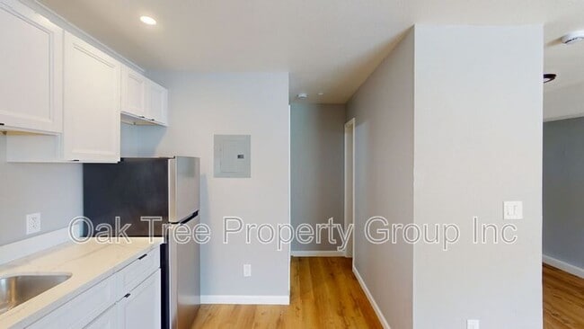 Building Photo - 6500 Foothill Blvd