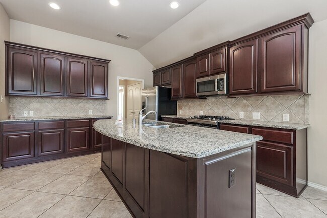 Building Photo - 2919 Chalet Knolls Ln