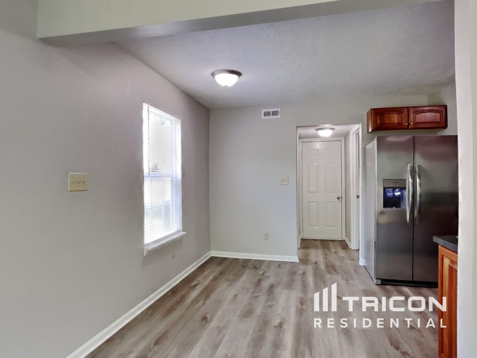 Building Photo - 6422 Coconut Ct