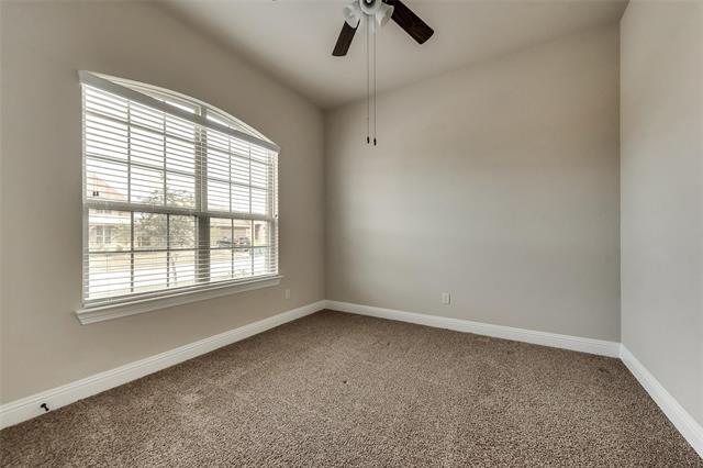 Building Photo - 533 Alice Ln