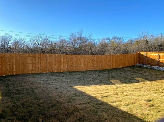 Building Photo - 12901 Brahmin Dr