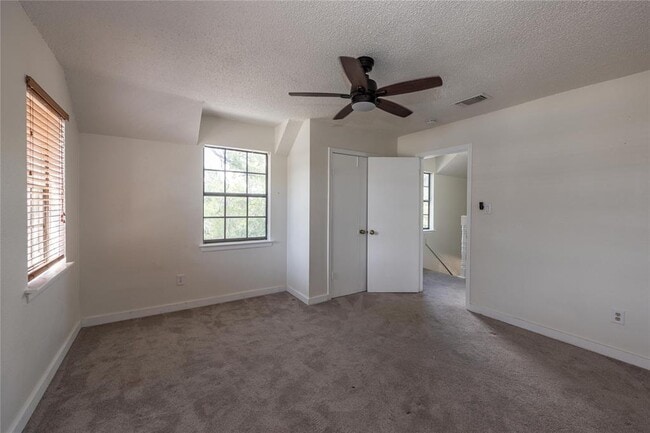 Building Photo - 39 La Buena Vista Dr