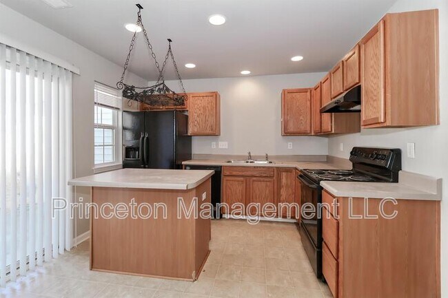 Building Photo - 153 Marakery Rd