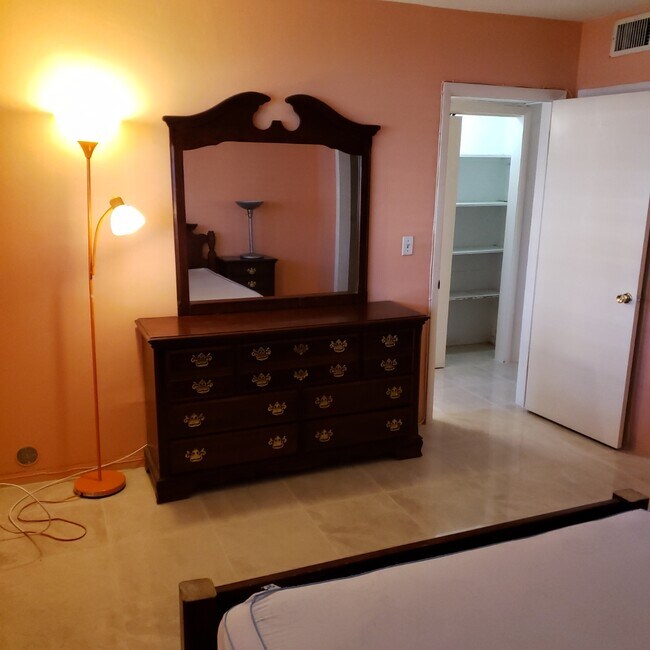 Bedroom - 1420 Atlantic Shores Blvd