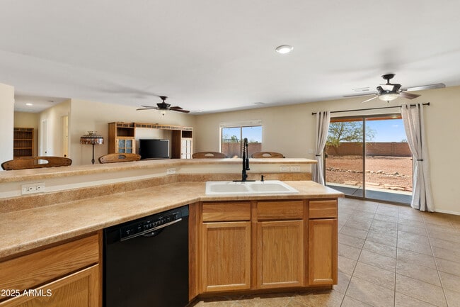 Building Photo - 22601 Weaver Valley Dr
